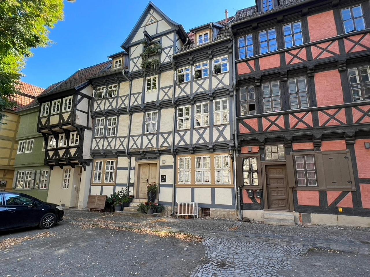 Anno 1577 - Marktkirchhof 6 เควดลินบวร์ก ภายนอก รูปภาพ
